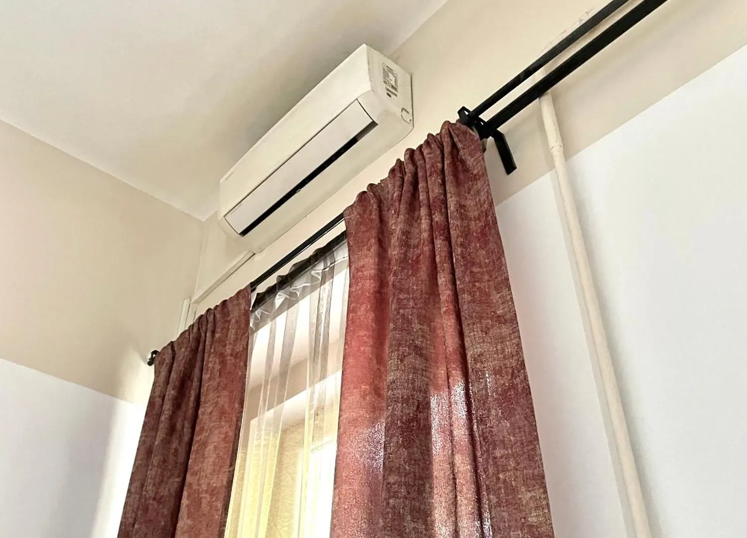 Very Warm Nature Home Near Gozsdu With Free Air Conditioner Free Coffee Budapest Hungary